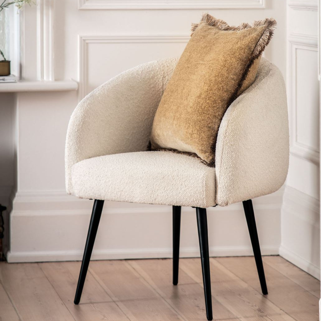 LuxeSeat Off-White Tub Chair