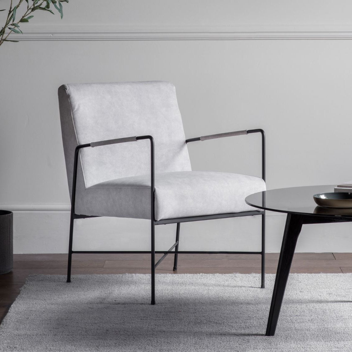 ArborVista White Armchair